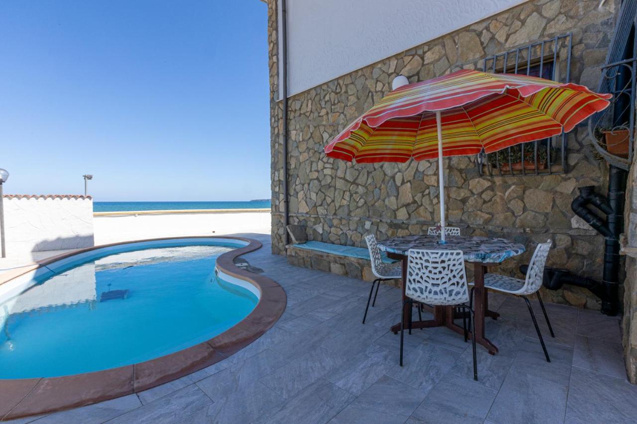 Casa Vacanza Barbera - In Riva Al Mare Villa Trappeto  Exterior photo
